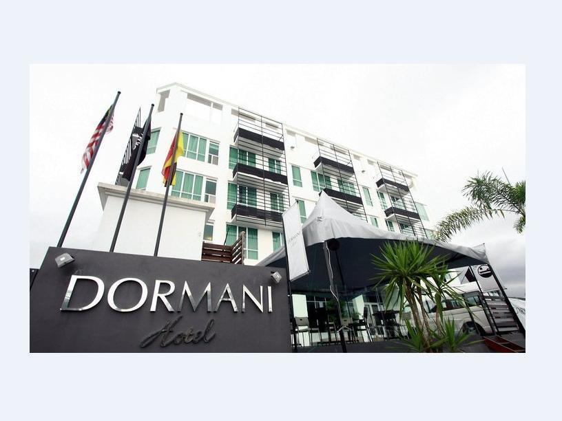 Dormani Hotel Кучинг Экстерьер фото